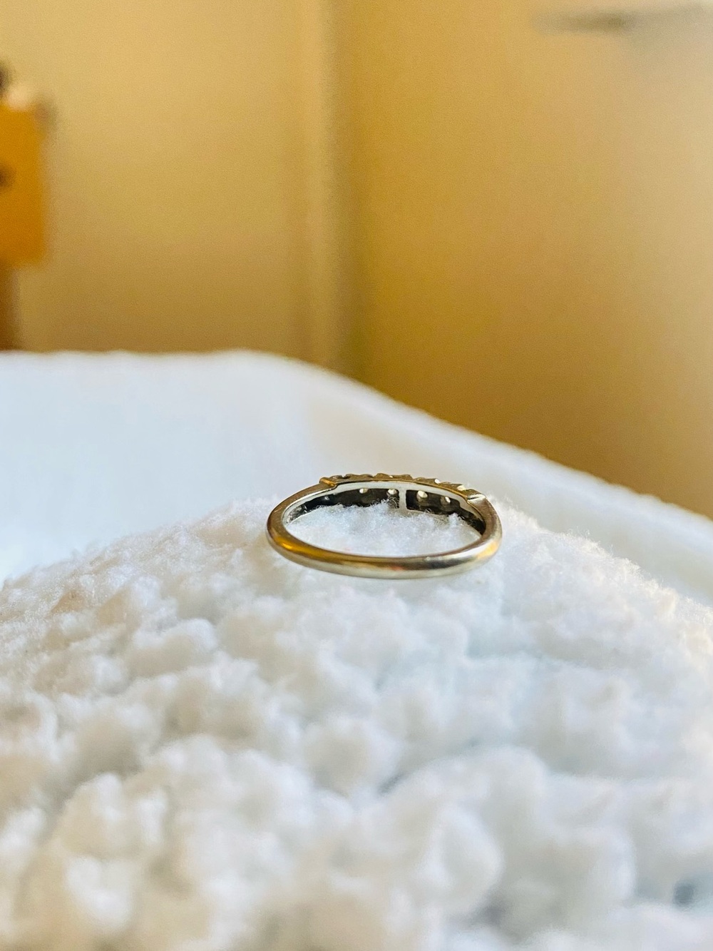 Vintage 14K White/Yellow Gold Wedding Band 6 Diamonds Antique 1930’s Engagement - Picture 5 of 5